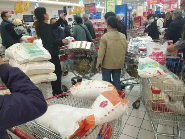 郑州：请市民不要扎堆抢购