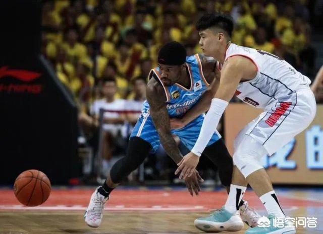 周琦加盟新疆男篮后，明年可能还广东一个4：0吗，你认为呢？