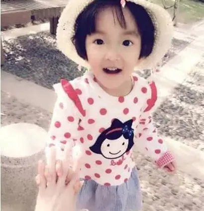 刘雨欣女儿图片欣赏 自曝因感情不和离婚