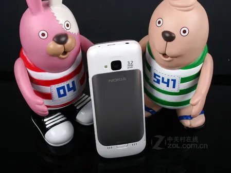 超薄智能社交手机：诺基亚C5