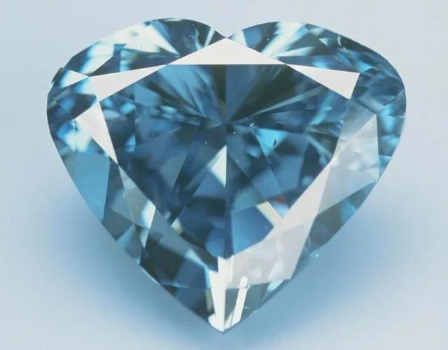 有什么稀有的彩钻吗？