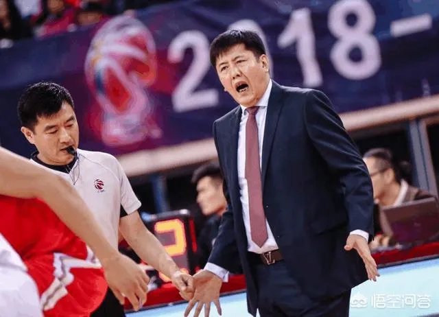 北控宣布丁伟下课，有人说当年他曾豪言两年不改变北控就“跳河”，你怎么看？