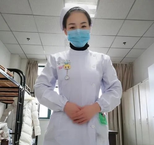 湖北汉川市一医院多次强制员工捐款，女护士发文怒怼后被要求写检讨，你怎么看？