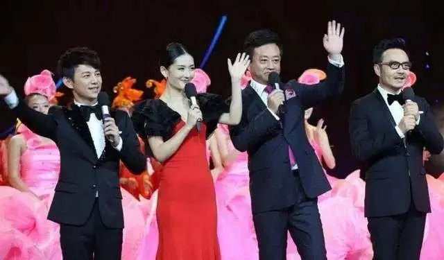 谢娜真的是靠何炅撑起来的吗？