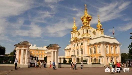 俄罗斯央行宣布降息25个基点至7.25%，为何近期好几个国家的央行都宣布降息呢？