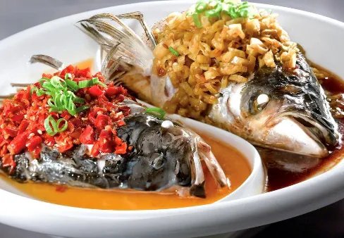 刀，辣椒，鱼头打一菜名叫什么