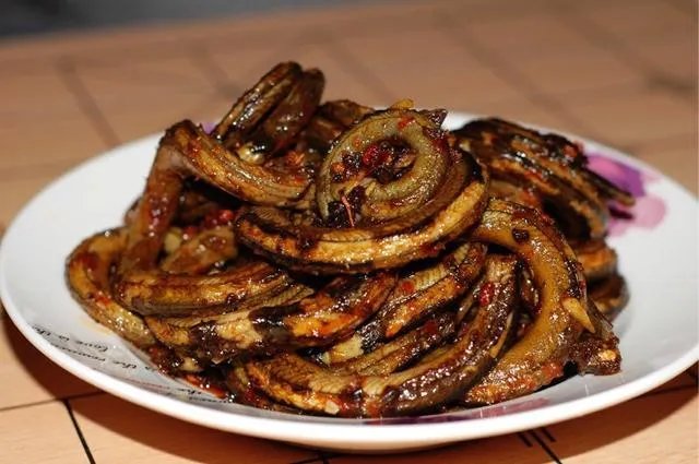 襄阳有哪些美食街，有哪些特色菜？