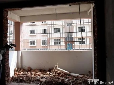 事故频出 装修危害房屋安全其实很普遍