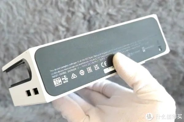 瞎摸瞎玩 篇二十八：来了来了，OLED来了——任天堂Switch OLED版本开箱与简单对比