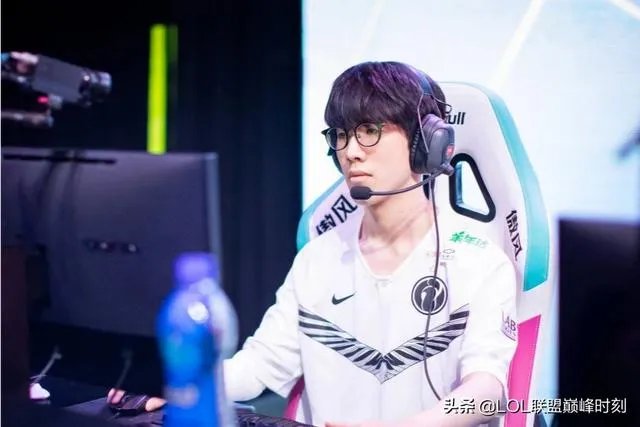 IG2-0击败EDG，大家怎么看Theshy剑魔的发挥？