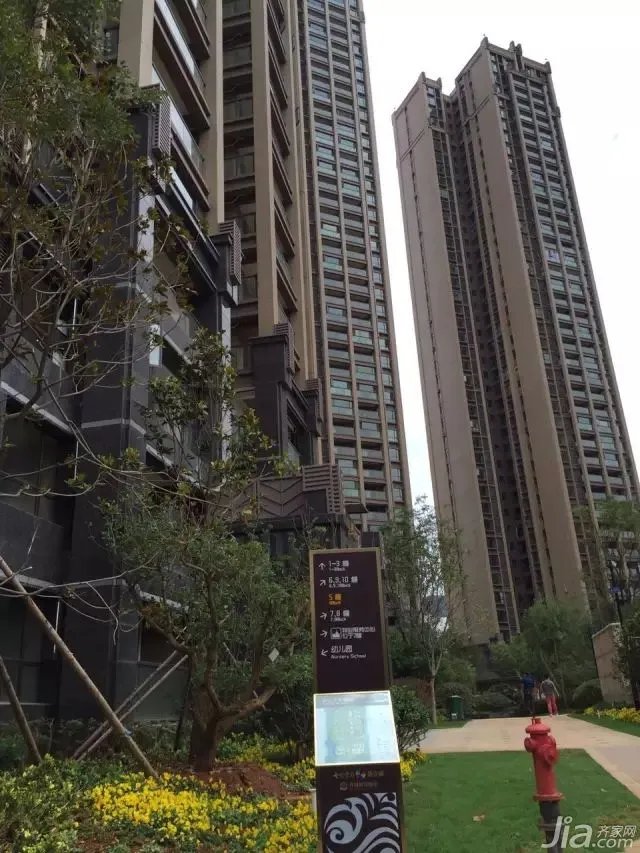 【工地直击】探秘七彩云南第一城大信橱柜安装现场！