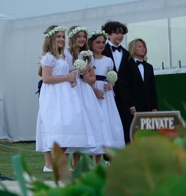 贝克汉姆大儿子结婚，迎娶亿万富翁千金，这场婚礼发生了哪些感人细节？