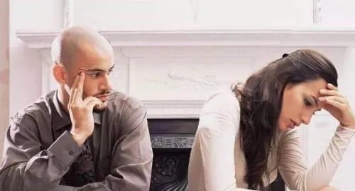 男人抠门的20个表现有哪些 男人抠门说明什么