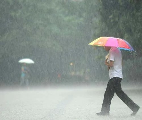 中秋将会迎来大范围强降雨，给这个假期造成了哪些影响？