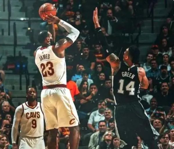 詹姆斯这五大超神纪录,哪个最有难度?