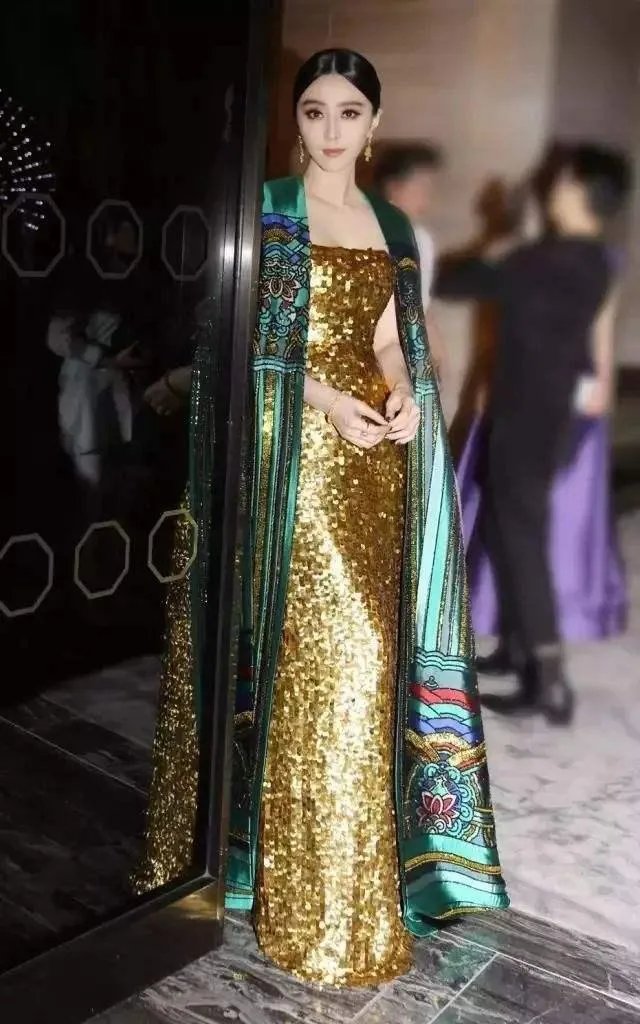 范冰冰李晨秀恩爱之作《空天猎》为何票房如此惨淡?