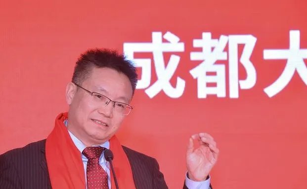 成都大学校长王清远有多优秀？