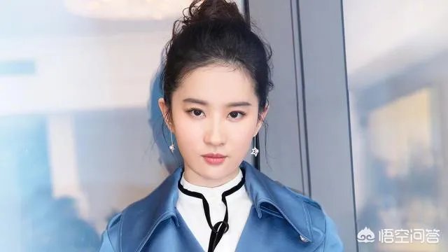 刘亦菲出席活动，为什么一句“我不忙”引发热议？