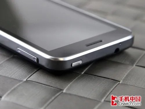 1GHz+4.0大屏千元智能 中兴N880E评测