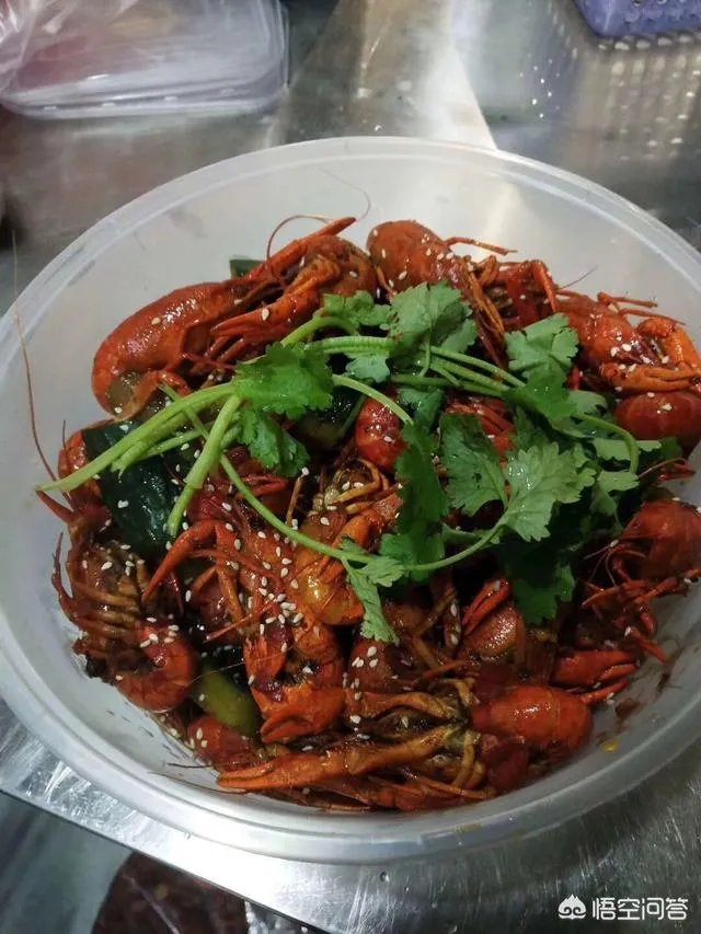 小龙虾的口味很多，你最喜欢吃哪个味道的？