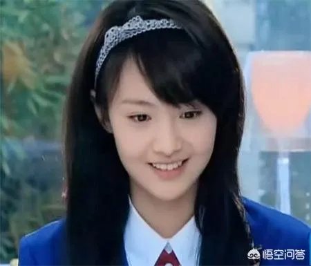 你们觉得郑爽与沈月谁最好看？