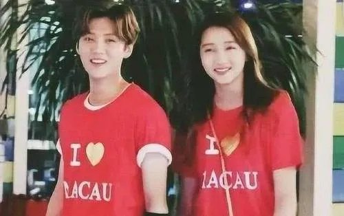 关晓彤鹿晗深夜激吻被拍,关晓彤对此作何回应?