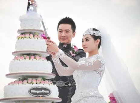 刘璇大方回应老公家世，她的回答为何让全网点赞？