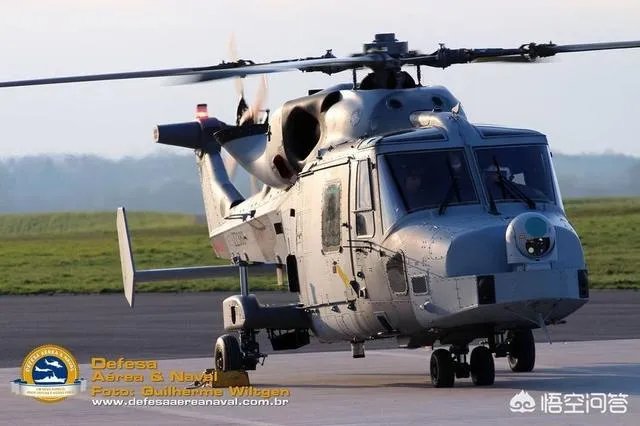 “山猫”轻型直升机