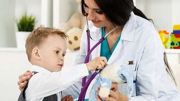 如何给宝宝选择合适的奶瓶？挑选奶瓶时有哪些注意事项