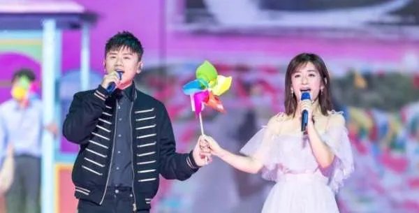 快乐大本营谢娜缺席，谢娜什么时候回归？