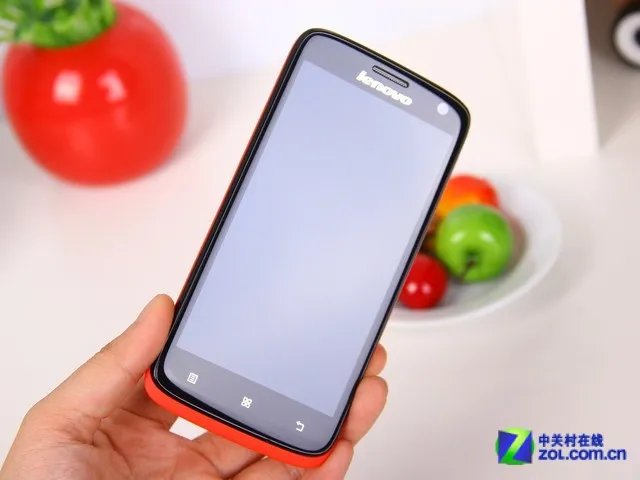 打造时尚女青年 联想S820e电信版特价