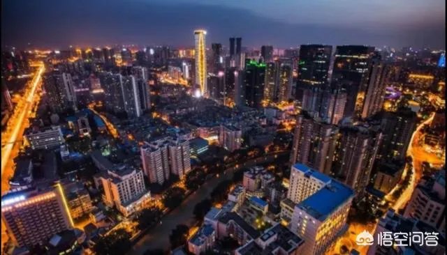 西南几个省区都在说四川话，那到底哪个地方的四川话最正宗？