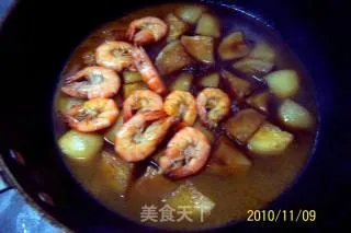 【小渔夫私房菜】---《鲜虾大蒜烧萝卜》