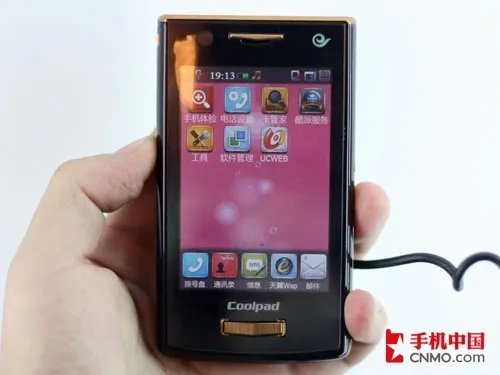 天翼3G王者归来 酷派旗舰N900+真机解析