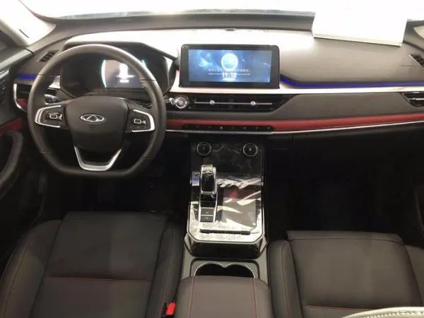 到店看车,多方位欣赏全新一代瑞虎7的身姿!