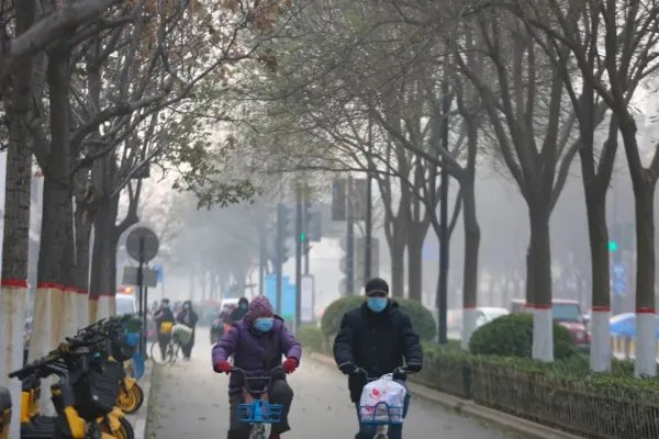 全国“冻哭”的预警地图来了，在这种极寒天气下，居民们该如何保暖？