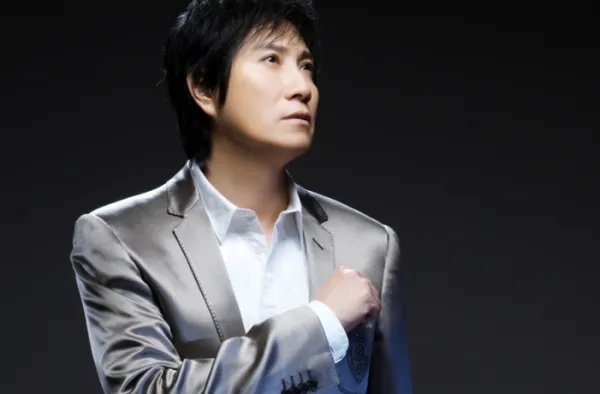 爸爸的草鞋歌词描写的是什么意思