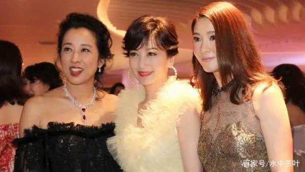 朱玲玲如此漂亮，霍震霆为何却舍得离婚？后来怎样？