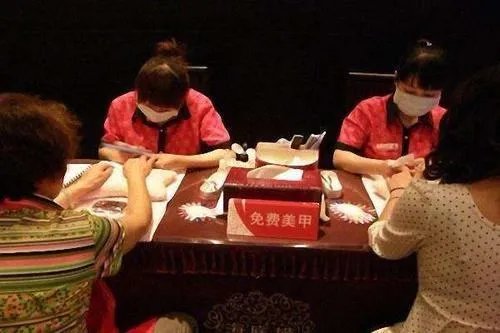 海底捞工作要求那么高，员工的工资情况怎么样？