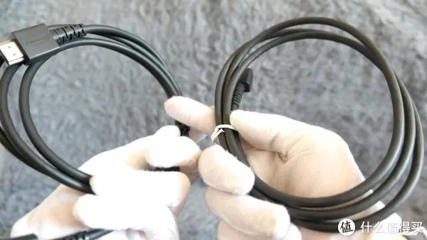 瞎摸瞎玩 篇二十八：来了来了，OLED来了——任天堂Switch OLED版本开箱与简单对比