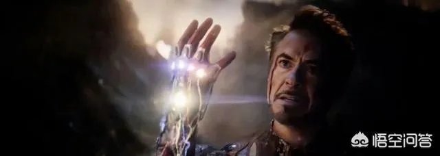 《复联3》中矮人星明明还有一副无限手套半成品，为何《复联4》中不用那个来装无限宝石？