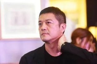 李亚鹏被控“欠债4000万”一案再审，此案件为何又被翻了出来？