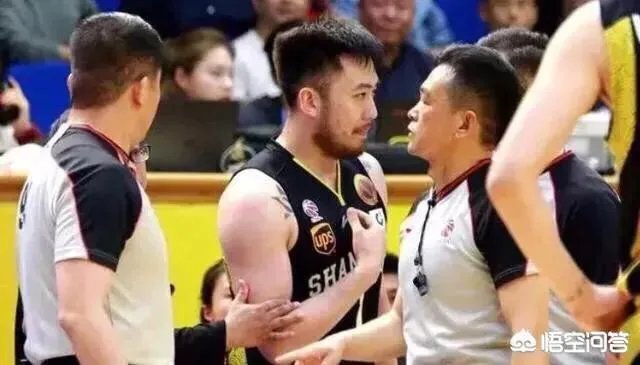 11年来首次在广厦队主场赢球,山东男篮胜在哪?