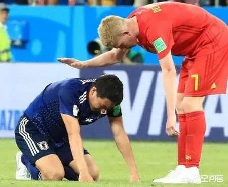 日本队与比利时队比赛过程中已经2:0领先了，还有20多分钟就结束时，为什么还要进攻？