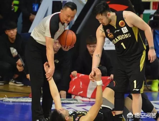 11年来首次在广厦队主场赢球,山东男篮胜在哪?