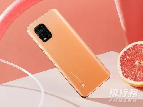 小米手机青春版和普通版的区别_小米手机青春版和普通版哪个好用