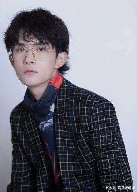 易烊千玺的眼睛杀，华晨宇的歌一如既往的稳，两人的表演你过瘾了吗？