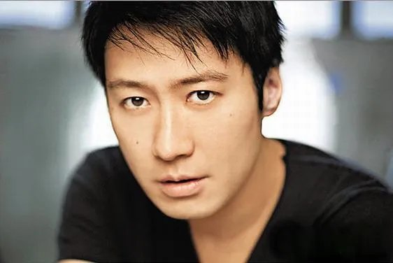 为什么有人说四大天王里，郭富城和黎明是凑数的？