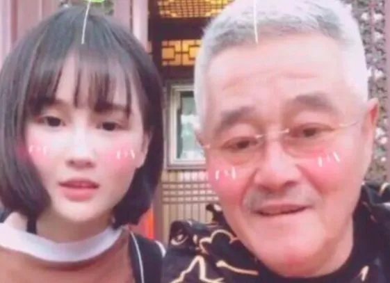 赵本山女儿球球，生活究竟有多奢侈？