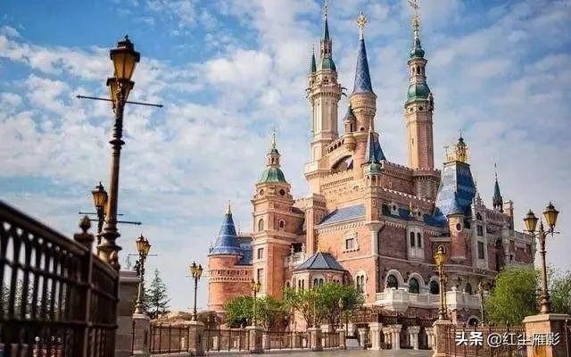 关于迪士尼乐园坚持翻包检查你怎么看？